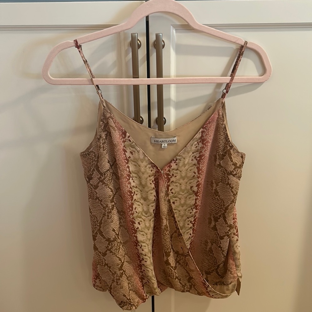 heart loom shirt size small only worn once